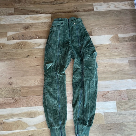 Ivy Park x Adidas Corduroy Zipper Pants size 2XS (fit like XS) - Picture 4 of 7